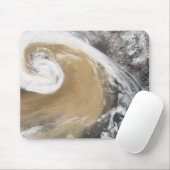 Een Aziatisch storm passeert de Stille Oceaan Muismat (Met muis)