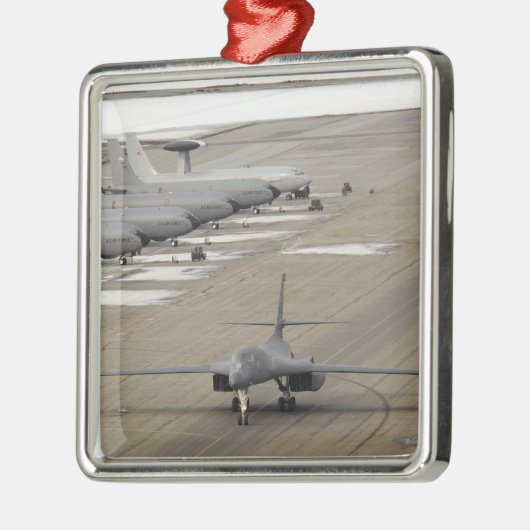 Een B-1B Lancer arriveert bij de Eielson luchtmach Metalen Ornament (Links)