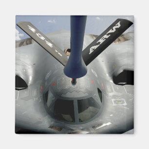 Een B-2-gedistilleerd vliegtuig in positie Magneet