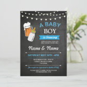 Een Baby Boy Brouwen Douche Beers Blauw Krijt Uitn Kaart (Staand voorkant)