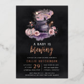 Een Baby breekt | Cute Halloween Baby shower Folie Uitnodiging (Voorkant)