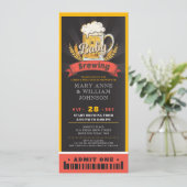 Een baby brouwt bier kaartje koppels baby shower kaart (Staand voorkant)