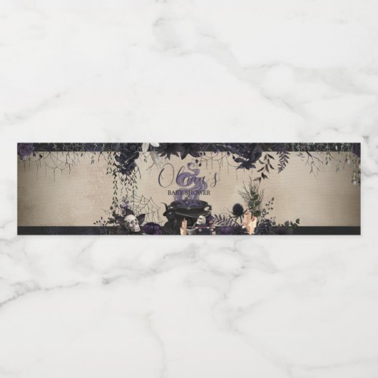 Een Baby brouwt gotisch Halloween Baby shower Waterfles Etiket (Enkel label)