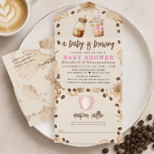 Een baby brouwt koffie Meisje Baby Shower All In One Uitnodiging