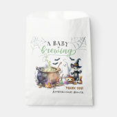 Een Baby brouwt Sage Green Halloween Baby shower Bedankzakje (Voorkant)