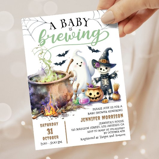 Een Baby brouwt Sage Green Halloween Baby shower Kaart