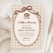 Een baby is aan het brouwen Gingham Coffee Baby Sh Kaart