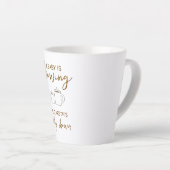 Een Baby is Baby shower Latte Mok (Rechterhoek)