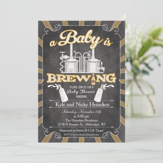 Een "Baby is Brewing" Couples BBQ Uitnodiging (Staand voorkant)