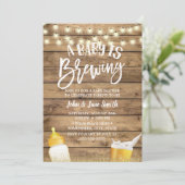 Een Baby is het Baby shower van de bijtende Barn Kaart (Staand voorkant)