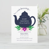 Een Baby is het Baby shower van de Tea Party Kaart (Staand voorkant)