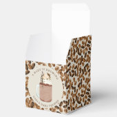 Een Baby is het Baby shower van gehakte koffiebone Bedankdoosjes (Geopend)