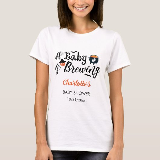 Een Baby is het brouwen van aangepaste Halloween B T-shirt (Voorkant)