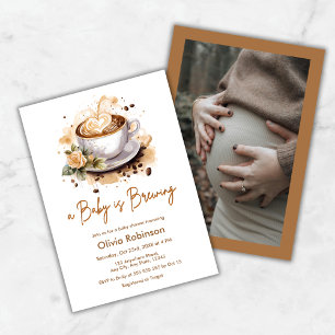 Een Baby is het brouwen van Foto Brown Coffee Baby Kaart