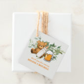 Een baby is het brouwen van koppels baby shower da bedankjes labels (In situ)