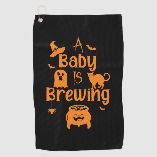 Een Baby is het brouwen van moederschap Halloween Golfhanddoek (Voorkant)