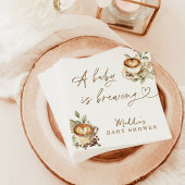 Een Baby is het brouwen van papier servetten koffi