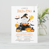 Een Baby is het brouwen van Sinaasappel Halloween  Kaart (Staand voorkant)