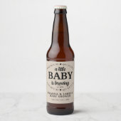 Een baby is in aantocht Baby Shower Bier Etiket (Voorkant)