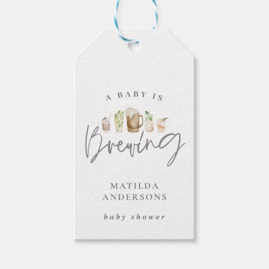 Een baby is waterverf bier baby shower brouwen cadeaulabel (Voorkant)