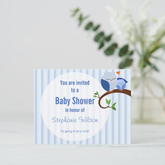 Een Baby shower blauwe uil uitnodiging (Staand voorkant)