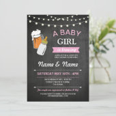 Een babymeisje met een schoeisel Roze krijt nodigt Kaart (Staand voorkant)