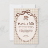 Een babyshower met Gingham-koffie: een baby is op  Bedankkaart (Voorkant)