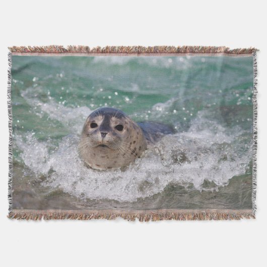 Een babyzeehond die surft deken (Voorkant)