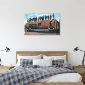 Een Beer kooi en zwelling in een gigantisch zagerl Canvas Afdruk (Insitu (Slaapkamer))