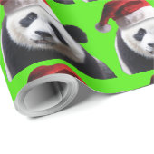 Een Beer van Panda dat een Pet van de Kerstman lei Cadeaupapier (Rol Hoek)