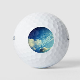 Een beetje bewolking golfballen