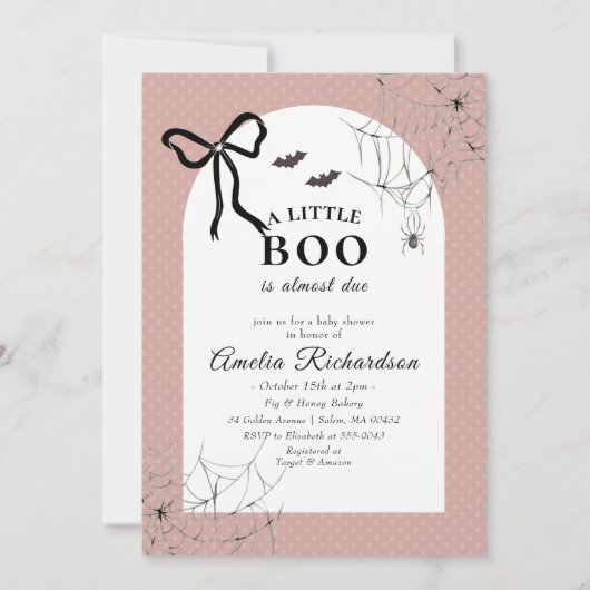 Een beetje boe komt bijna door Halloween baby show Kaart (Voorkant)