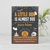 Een beetje Boo heeft bijna Halloween Baby shower Kaart (Staand voorkant)