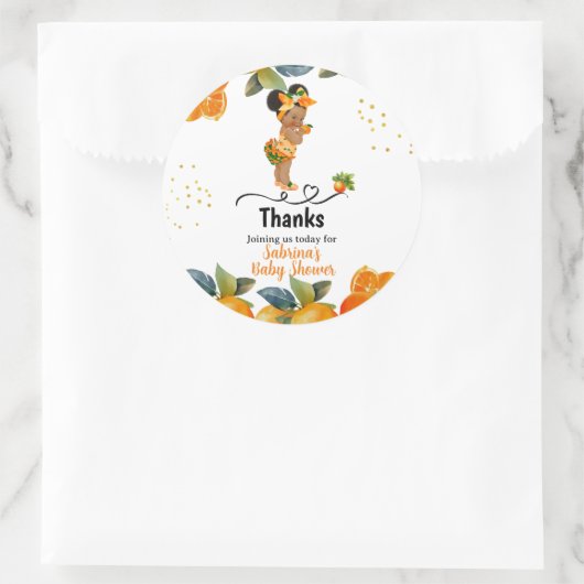 Een beetje Cutie is op haar Weg Baby shower Sticke Ronde Sticker (Tas)