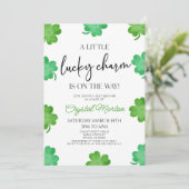 Een beetje geluk Charm Groene Klaver Baby shower Kaart (Staand voorkant)