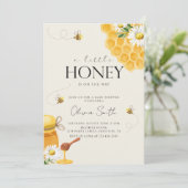 Een beetje Honey Bee Honeycomb Baby shower Kaart (Staand voorkant)