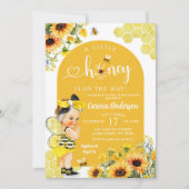 Een beetje honingbij is op weg naar zonnebloem dou kaart (Voorkant)