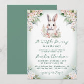 Een beetje konijntje zacht groen & bloemig Baby sh Kaart (Voorkant / Achterkant)