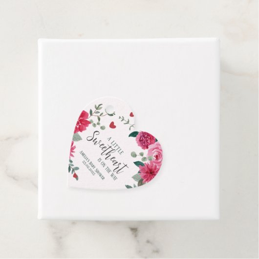 Een beetje lief valentijn harten baby shower bedankjes labels (In situ)