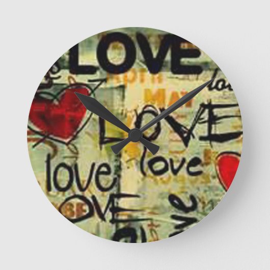 Een beetje liefdesgraffiti ronde klok (Voorkant)