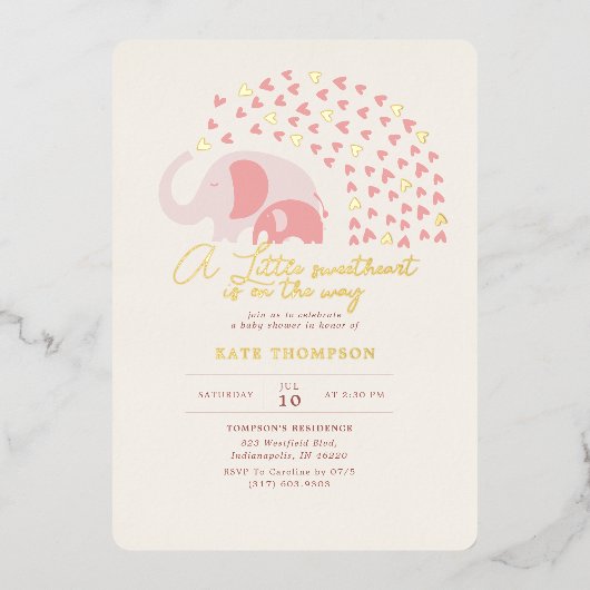 Een beetje liefje Elephant Girl Baby shower Gold Folie Uitnodiging (Voorkant)