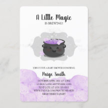 Een beetje magie is het brouwen van Halloween Baby