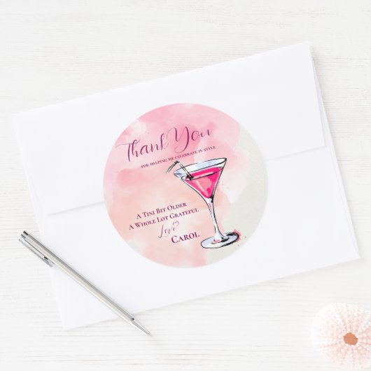 Een beetje ouder roze Martini verjaardag Dank u Ronde Sticker (Envelop)