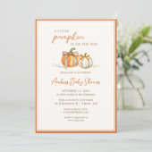 Een beetje pompoen is onderweg! Herfst Baby shower Kaart (Staand voorkant)