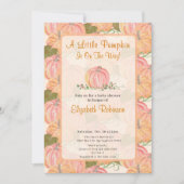 Een beetje pompoen is op weg naar het Baby shower Kaart (Voorkant)