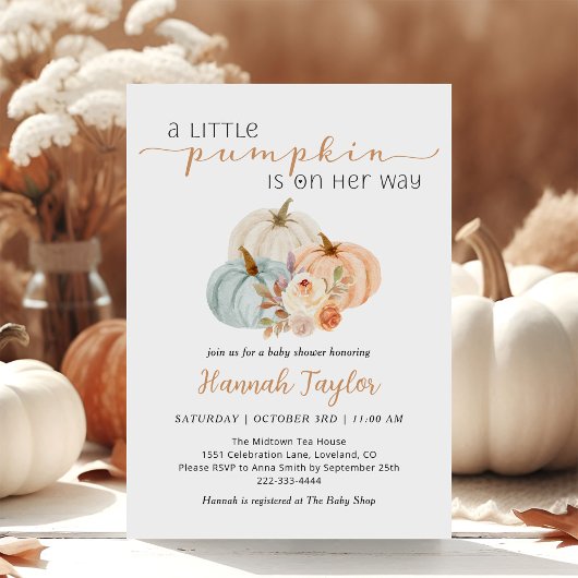 Een beetje pompoen op haar weg Herfst Baby shower Kaart