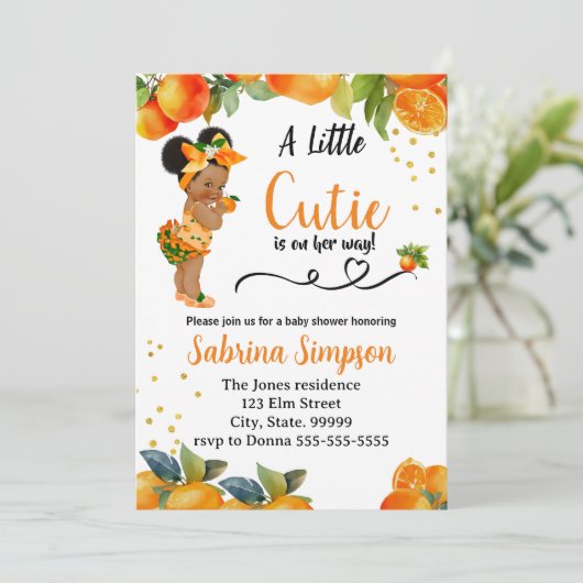 Een beetje schatje is op komst Baby Shower Uitnodi Kaart (Staand voorkant)