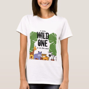 Een beetje wild is onderweg naar baby shower t-shirt