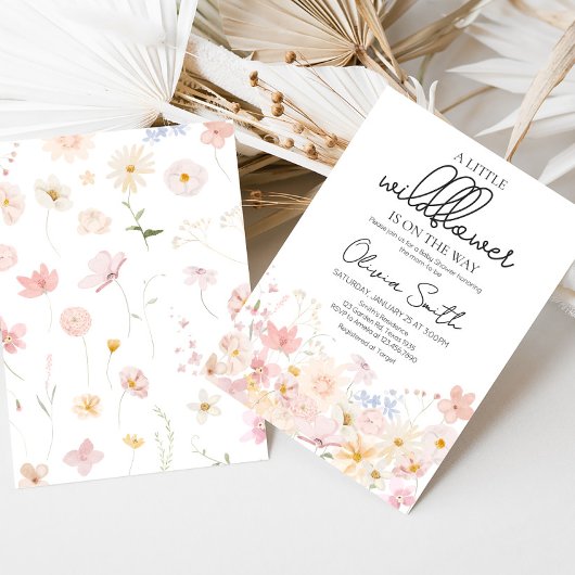 Een beetje wilde bloem is onderweg Baby shower Kaart