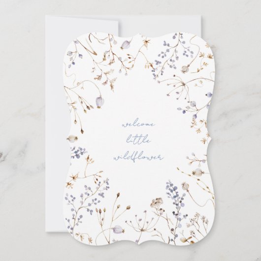 Een beetje wilde bloem is onderweg Baby shower Kaart (Achterkant)